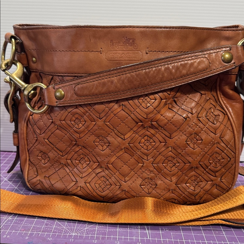 Coach Zoe Leather Woven Shoulder Bag 2010 (missing hang tag)